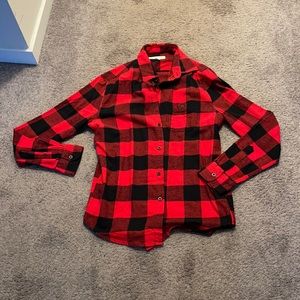 Aeropostale red/black plaid long sleeve flannel size Small
